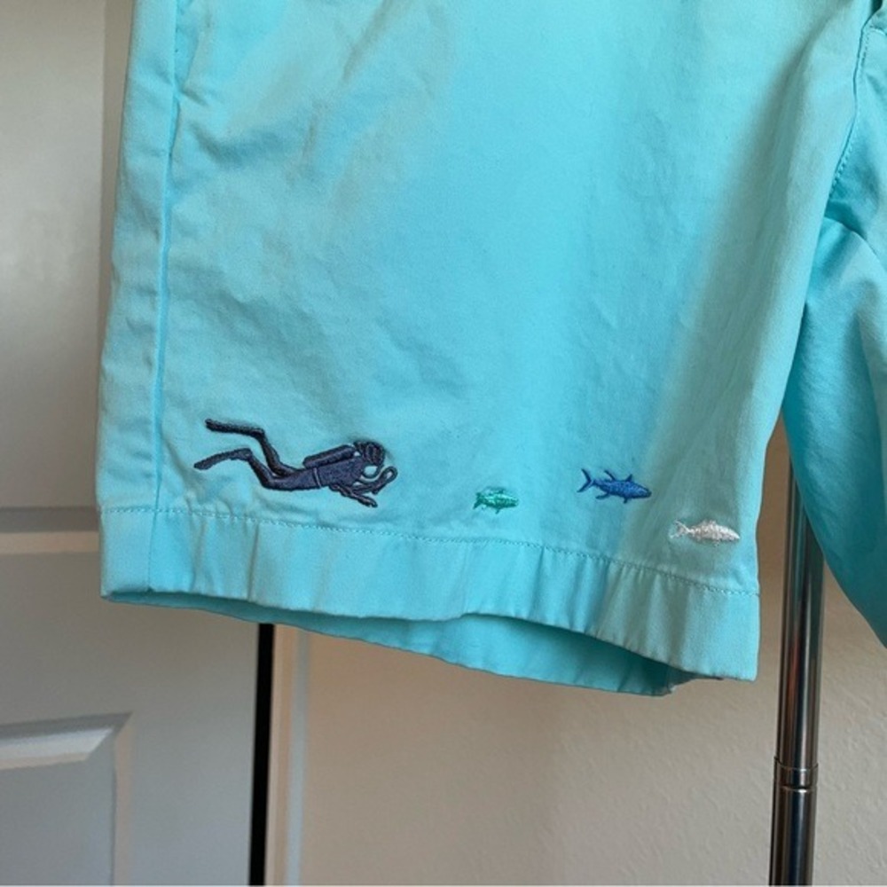 Vineyard Vines Men Breaker Shorts Aqua Blue Scuba Diver Fish Embroidered Size 30 - Picture 3 of 9